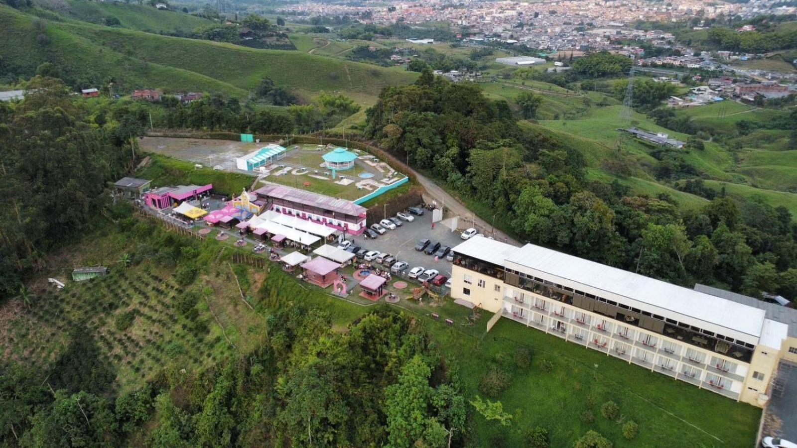 Hotel Entre Lomas Santa Rosa de Cabal Exterior photo